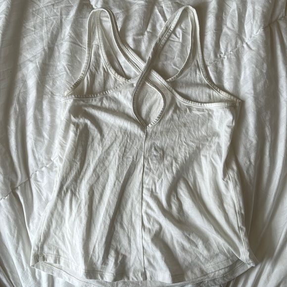 Under Armour White Tank Top, lightly worn - Picture 4 of 5